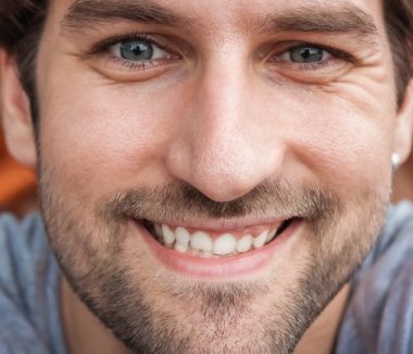 Signature ProfileLift™ Facelift for Men